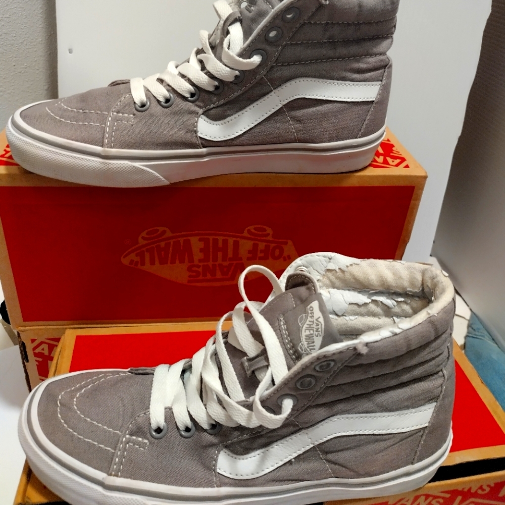 Vans size 7 1/2,grey and white